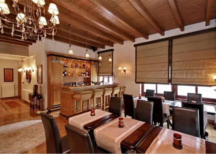 Methexis Boutique 3*